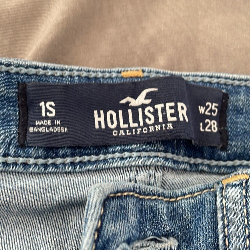 Hollister hi rise super skinny stretch jeans - Picture 3 of 7
